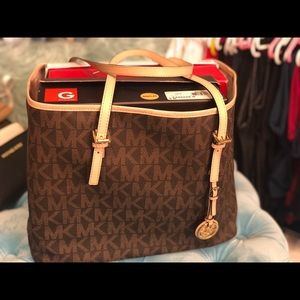 Authentic Michael Kors Tote Reg $298